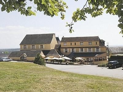 Logis Hotel De La Tour Masseret Exteriér fotografie